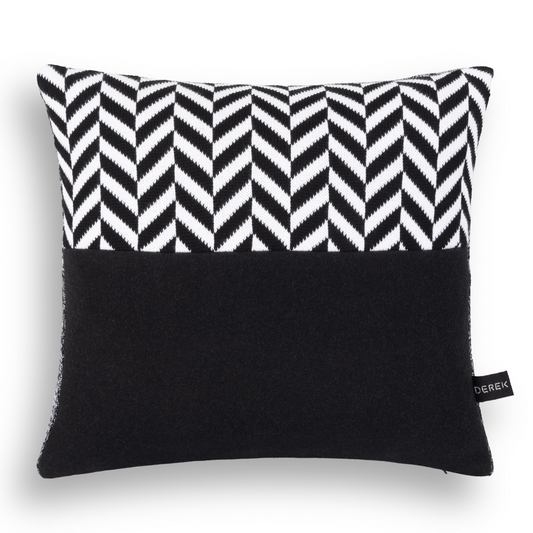 Bloccarre Cushion